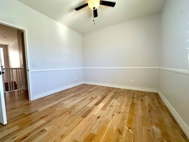 Building Photo - 4 bedroom beautiful Irvine home in gated N...