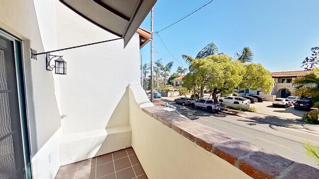 Building Photo - Spacious 2-bedroom/2.5-bathroom Townhouse- In the heart of the Funk Zone