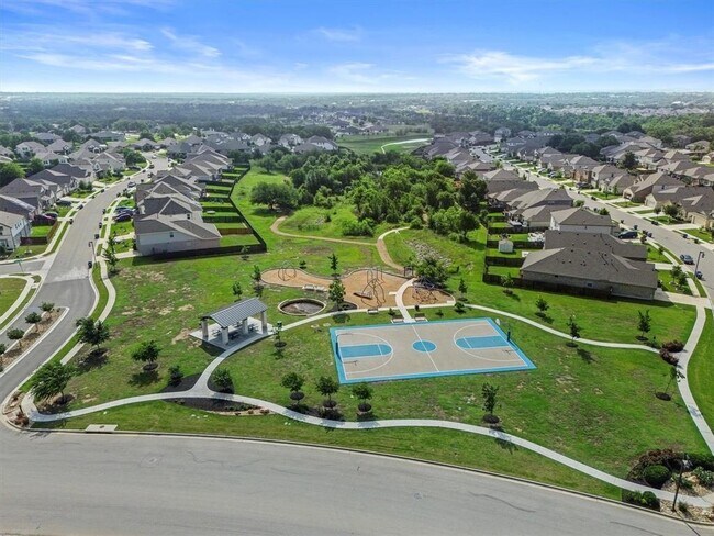 Building Photo - 124 Oakstone Dr