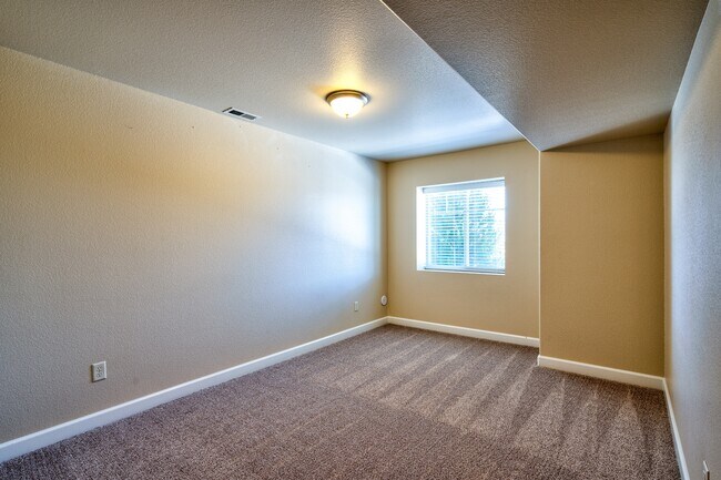 Building Photo - 4714 Portillo Pl