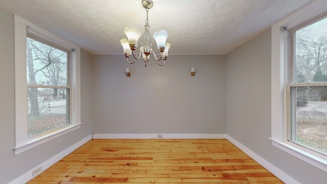 Building Photo - 15 Union St