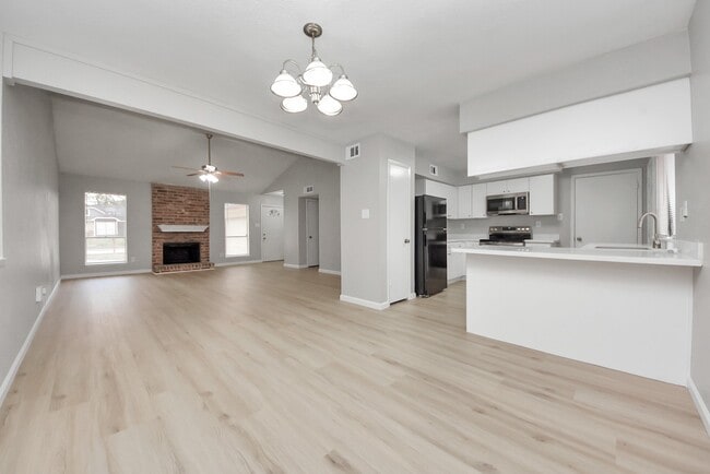 Building Photo - 3030 Ciderwood Dr