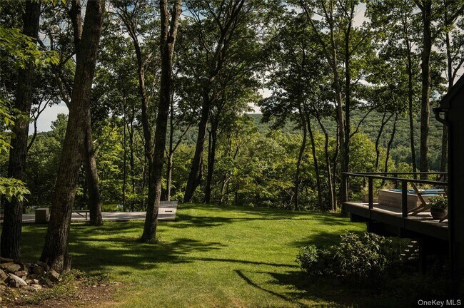 Building Photo - 55 Nordic Dr