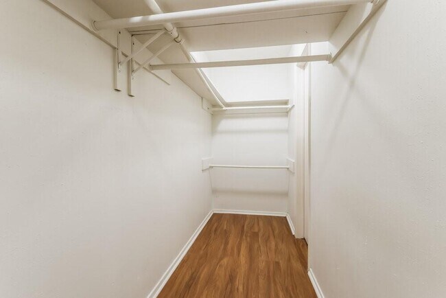Building Photo - 18903 Pine Trace Ct