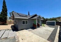 Building Photo - Charming 3BR Home with Private Patio & Spacious Yards in San Diego