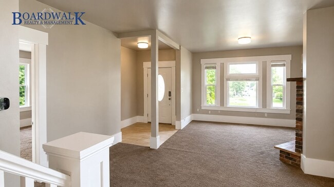 Building Photo - Cozy Private Bedroom in House Share