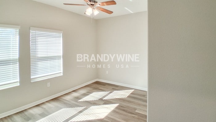 Building Photo - 5572 Mercado Dr