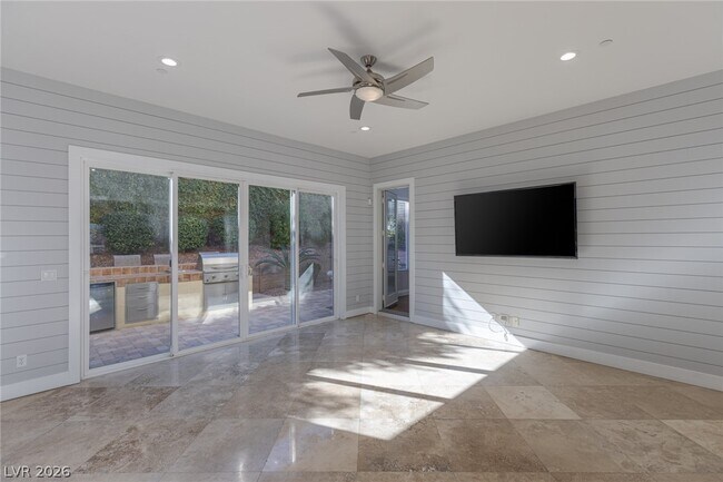 Building Photo - 1353 River Spey Ave