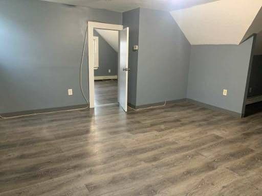 Building Photo - 421 Logan St