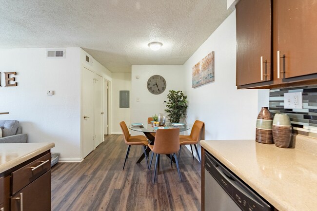 2 BR 1 BA, 861 Sq. Ft. - Sedona Apartments