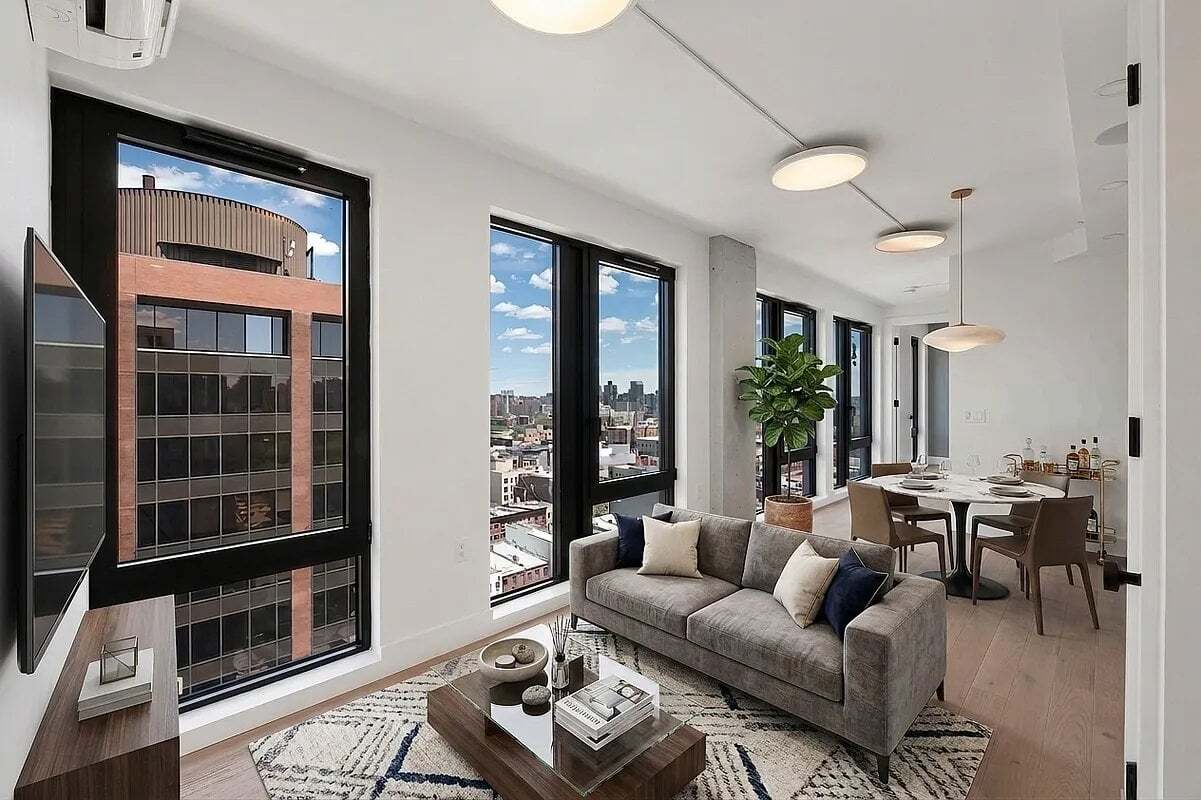 Building Photo - 60 W 125th St