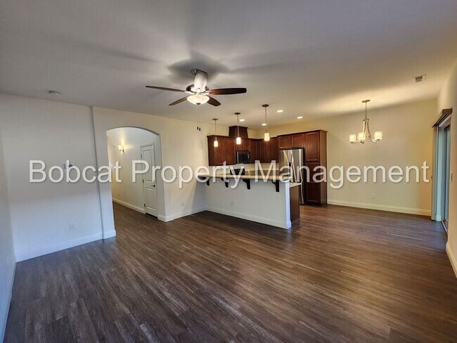 Building Photo - 1234 Saltern Dr
