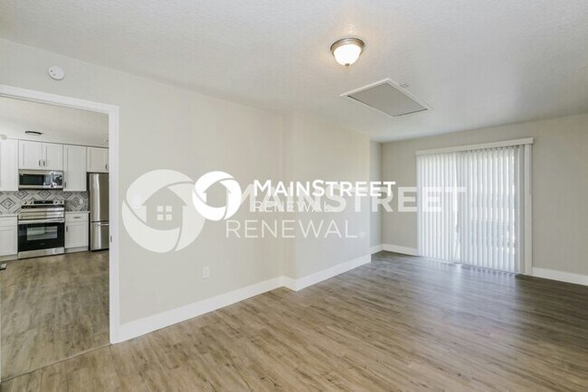 Building Photo - 3 Bedroom Pet-Friendly Home in EDGEWATER, FL with Main Street Renewal