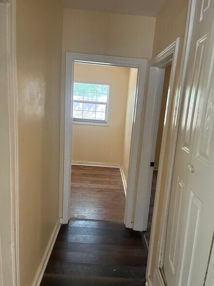 Building Photo - 926 Claiborne Ave