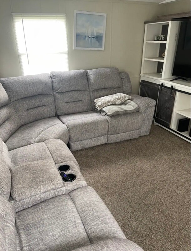 Building Photo - 307 Helen St