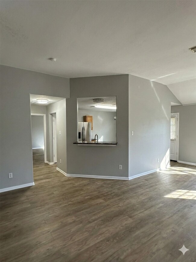 Building Photo - 2882 Sun River Ln