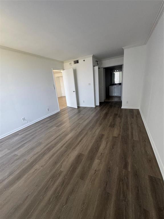 Building Photo - 3300 NE 192 St