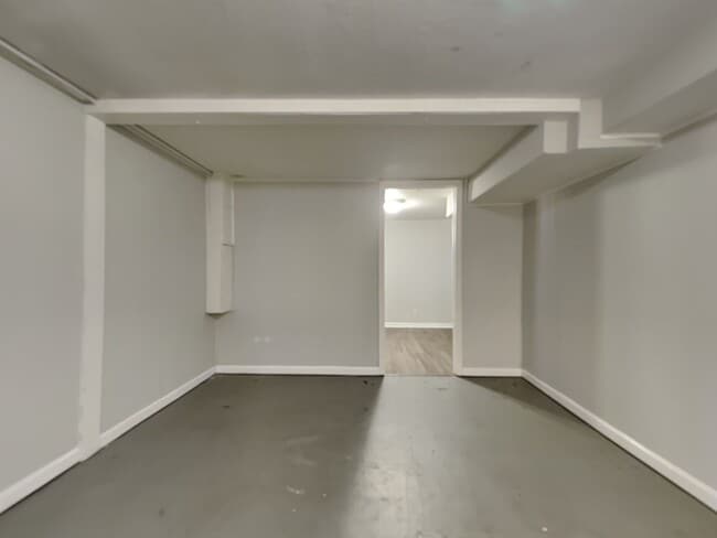 Building Photo - Newly Renovated Single Family Home | 4 BR/1.5BA | Garage Parking