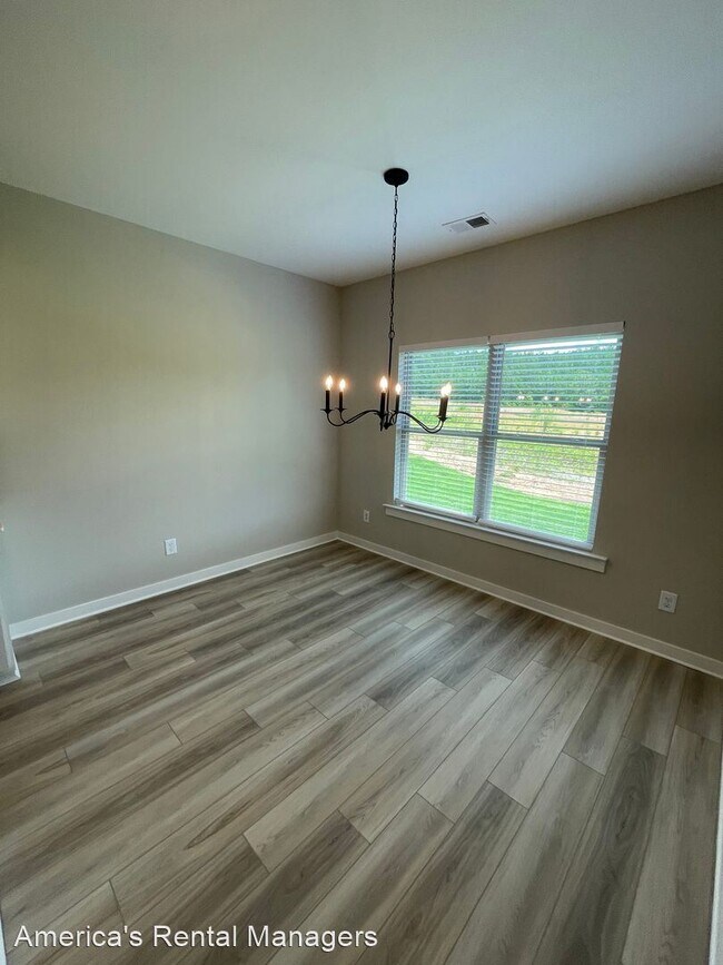 Building Photo - 4 br, 2 bath House - 10309 Middleton Road