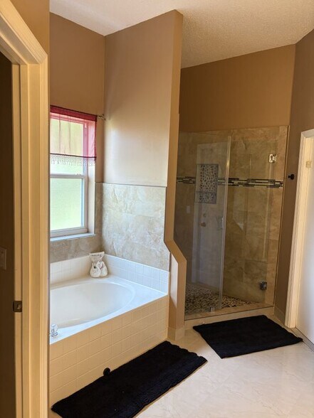 Building Photo - 5475 NW North Crisona Cir