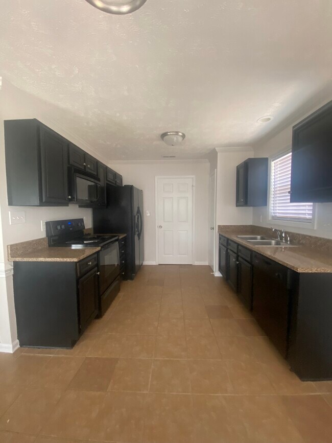 Building Photo - 3105 Totley Dr