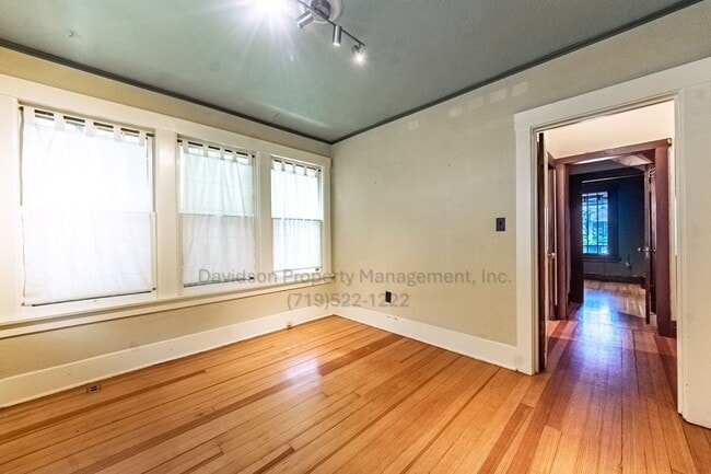 Building Photo - Charming 2 Bedroom House in the Historic Old North End