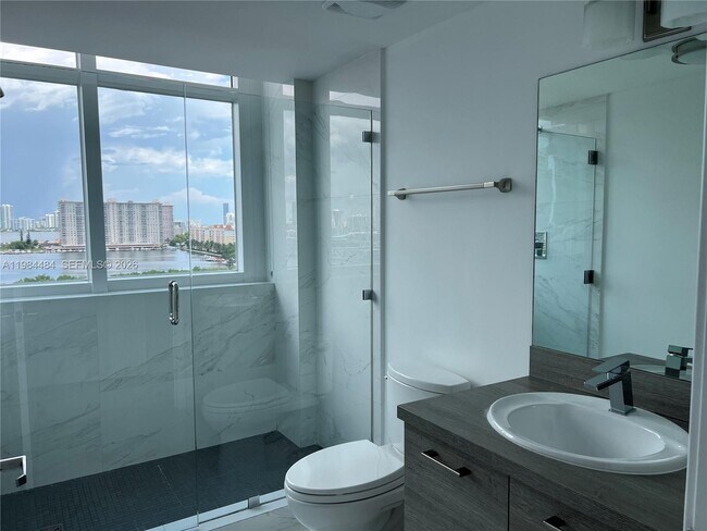 Building Photo - 400 Sunny Isles Blvd