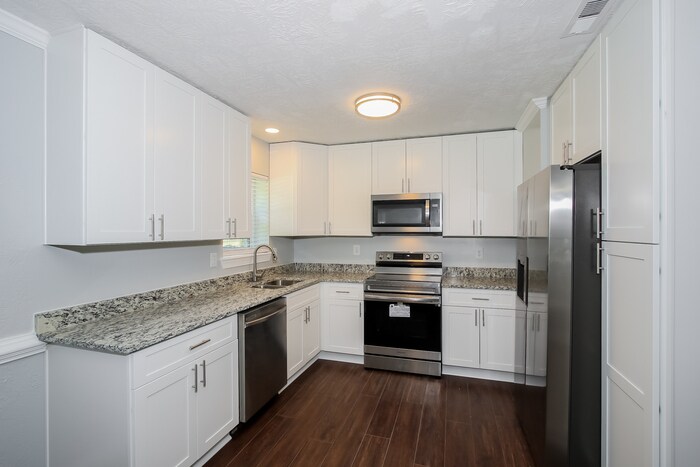 Building Photo - 1861 Engle Ct