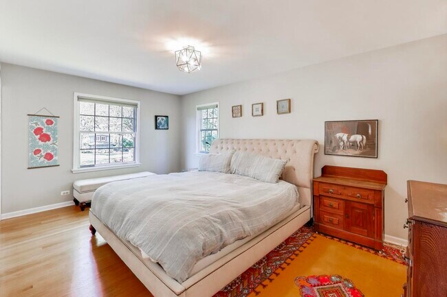 Building Photo - 21301 N Woodland Ave