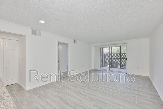 Building Photo - 2500 Winding Creek Blvd