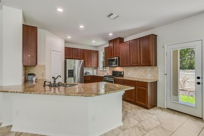 Building Photo - 404 Buttercup Creek Blvd