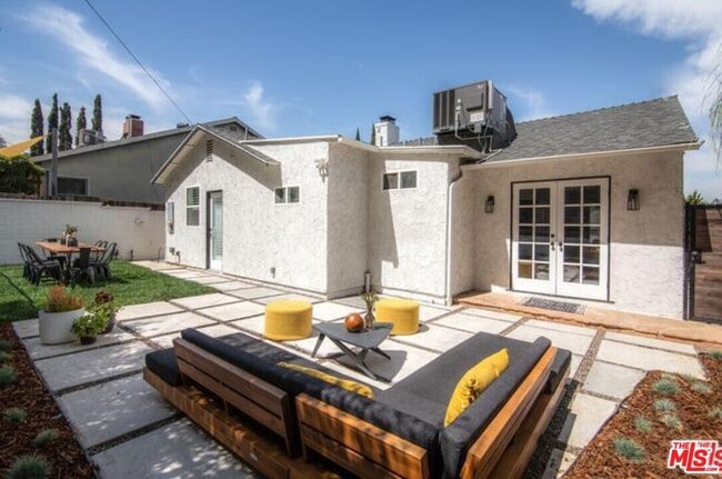 Building Photo - 12248 Laurel Terrace Dr