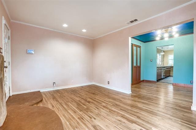 Building Photo - 8810 Daytonia Ave