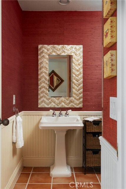 Building Photo - 10 Soto Grande Dr