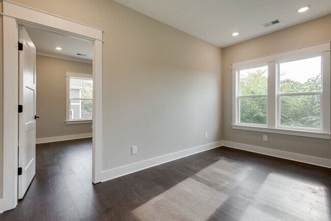 Building Photo - 6006 Obrien Ave