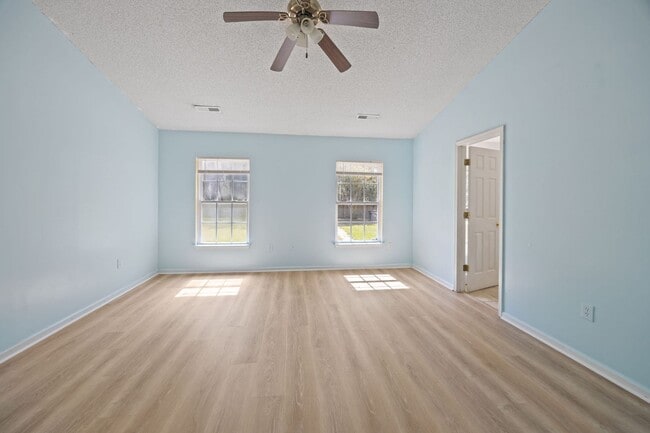 Building Photo - Charming Ranch-Style Home in Wescott Plantation | 4 BD | 2 BA | 1,831 SqFt