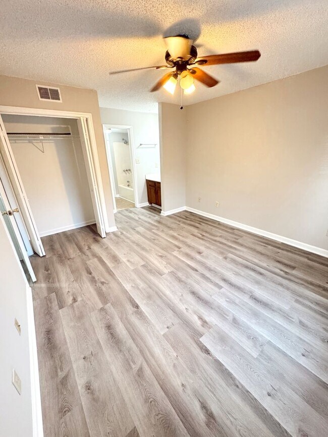 Building Photo - Spacious Ground-Floor 2BR Apartment for Rent Near UGA — Winfield Chase, Athens