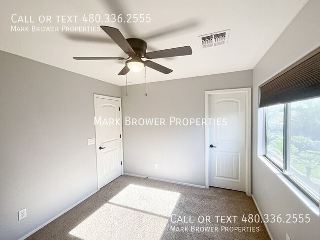 Building Photo - 724 W Dragon Tree Ave