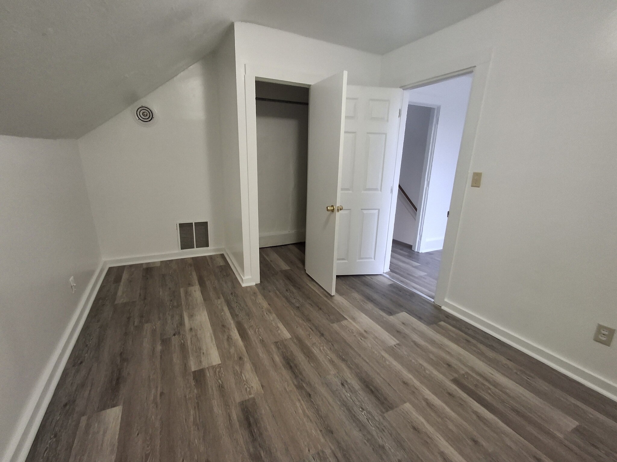 Building Photo - 51 Columbia St