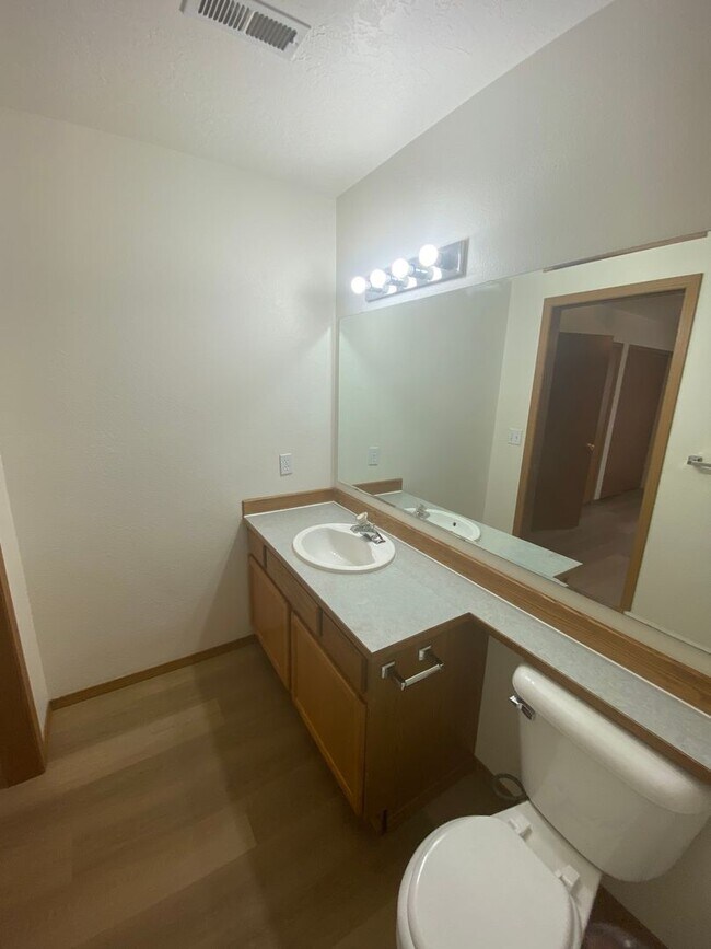 Building Photo - SINGLE FAMILY HOUSE IN HAYDEN (P#285)