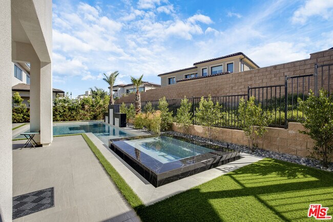 Building Photo - 20056 Mersey Ln