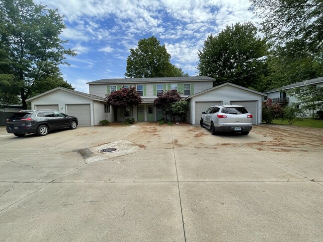 Front View of Building 2022 - 539 136th Ave