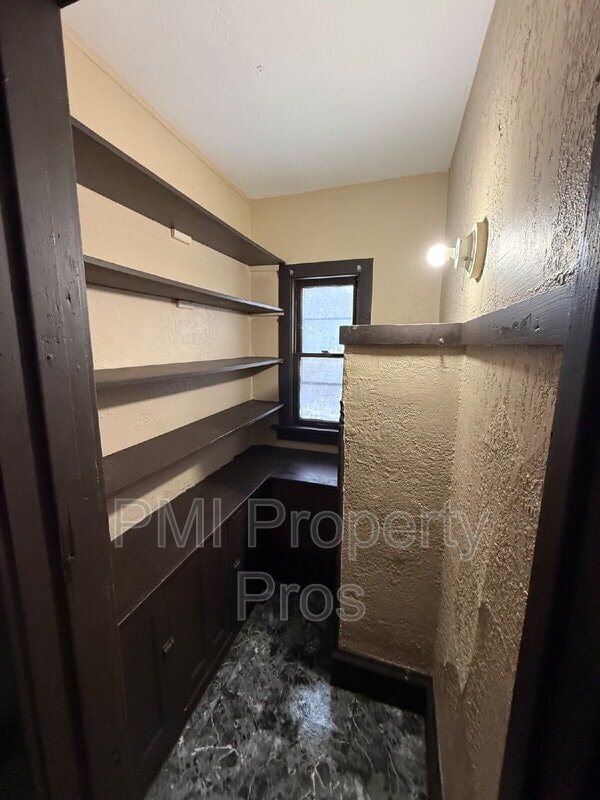 Building Photo - 2320 N 44th St