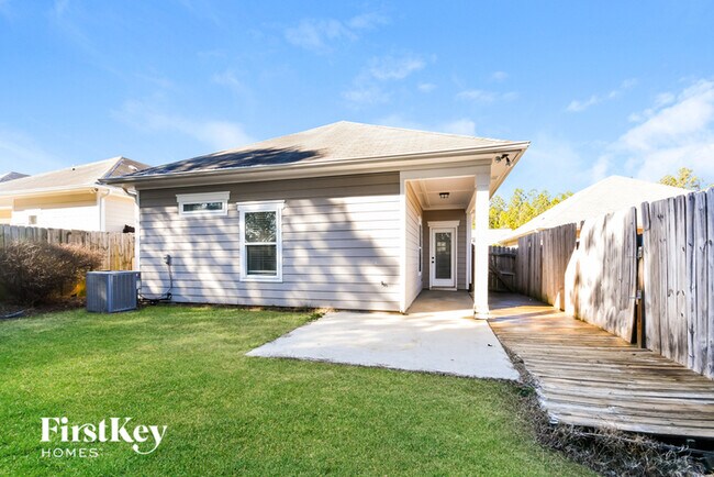 Building Photo - 285 Hathaway Ln