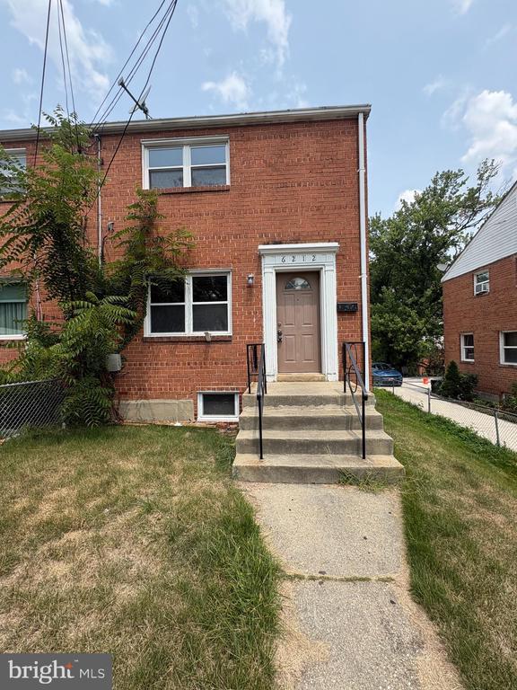 Building Photo - 6212 Carters Ln