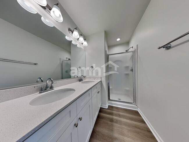 Building Photo - 312 Windmill Dr