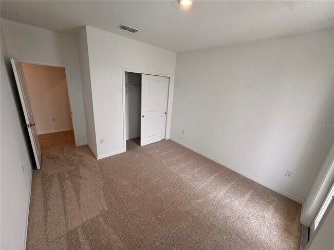 Building Photo - 14727 Field Daisy Dr