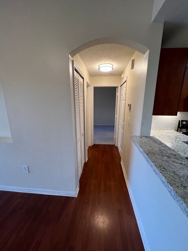 Building Photo - 6360 NW 114th Ave