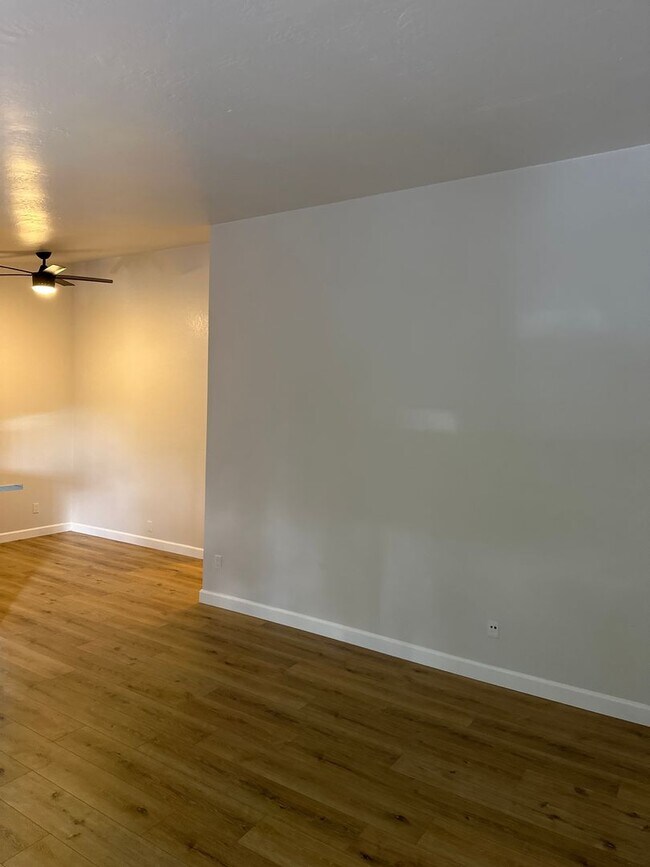 Building Photo - 3935 32nd St