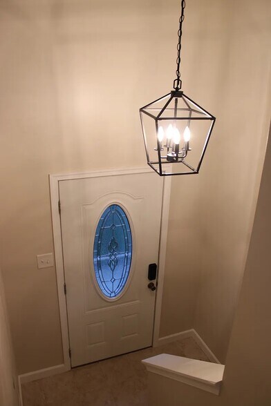 Building Photo - 7 White Birch Dr